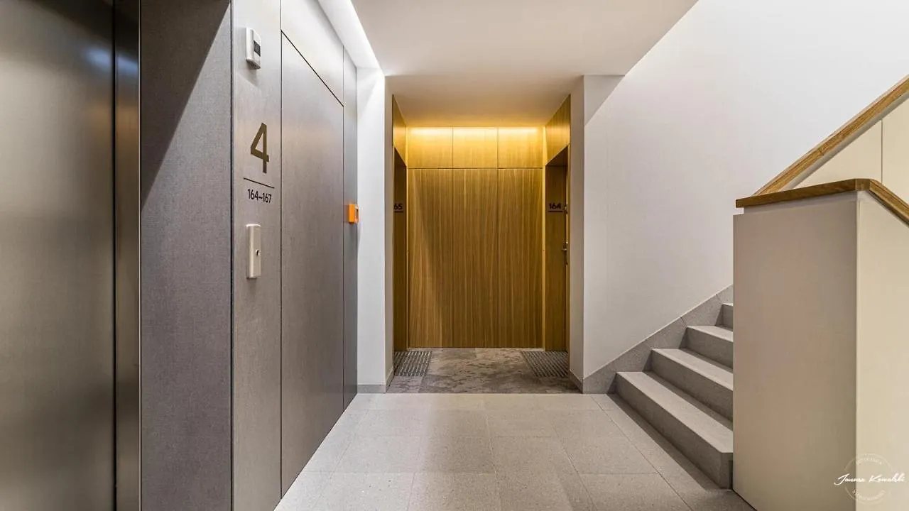 4 Elements - Billberry Apartments 格但斯克